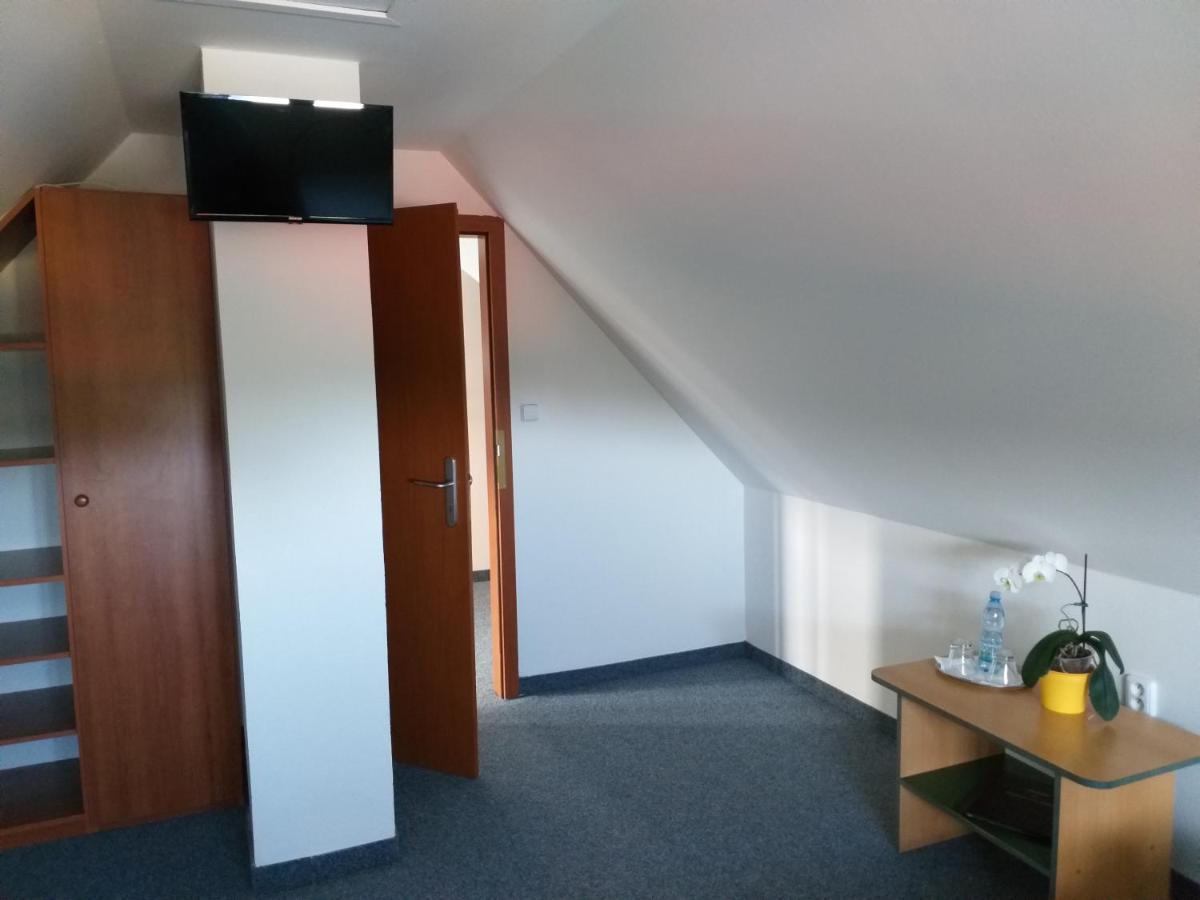U Pohody Hotel Kovářská Kültér fotó