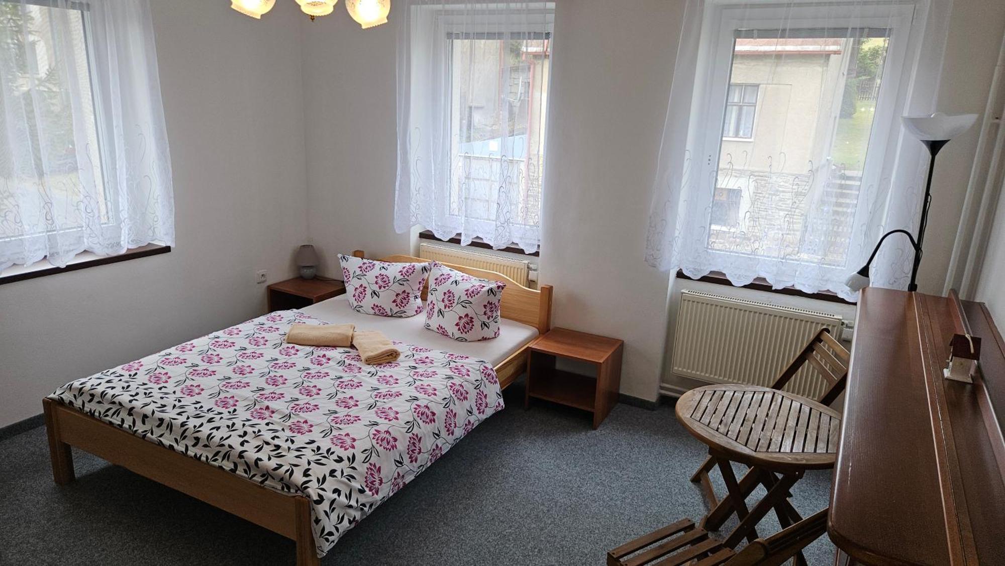 U Pohody Hotel Kovářská Kültér fotó