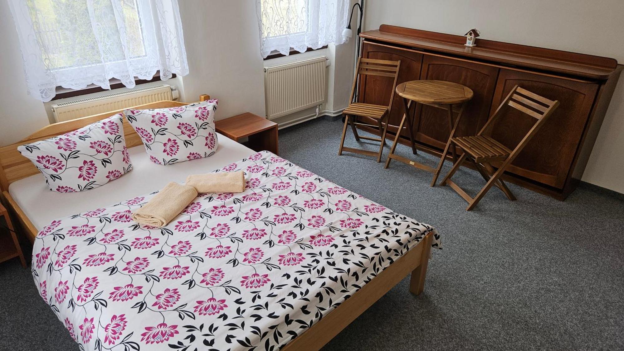 U Pohody Hotel Kovářská Kültér fotó