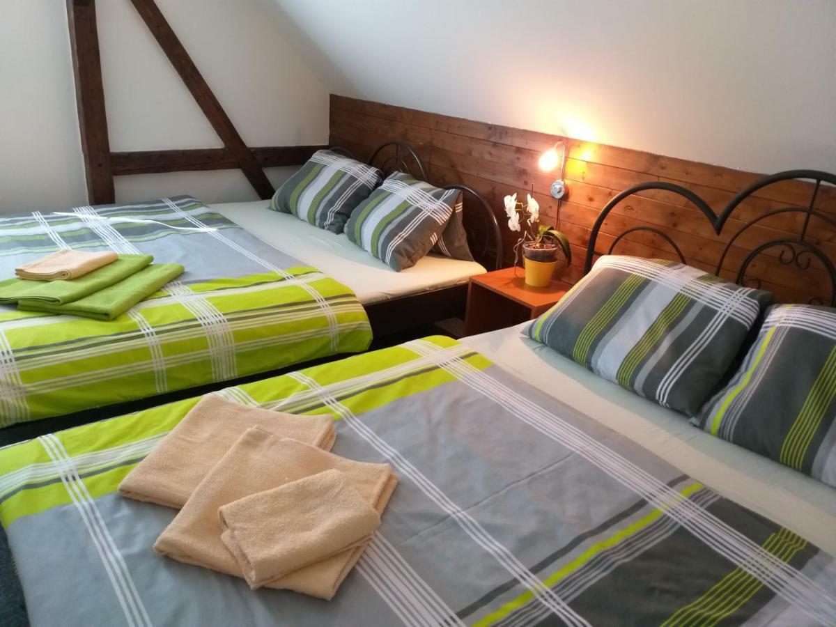 U Pohody Hotel Kovářská Kültér fotó